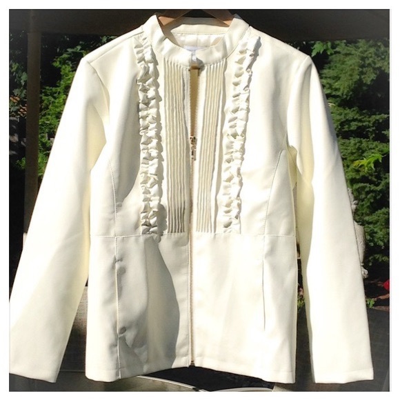 Susan Graver Jackets & Blazers - 🆕 Ivory SUSAN GRAVER V-Leather Tuxedo Jacket  NWT